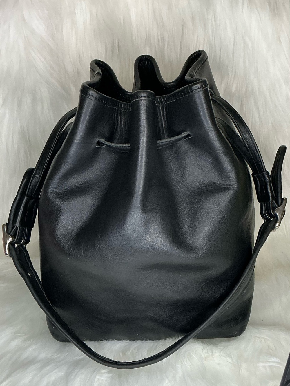 Coach Legacy Bucket Bag 9165